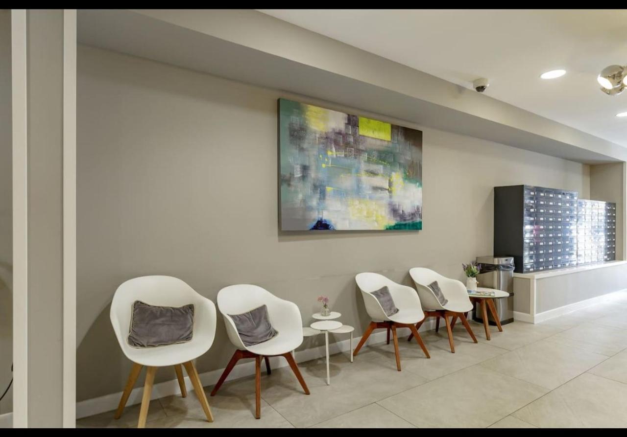 Hotel Joivy Affordable Edinburgh - Adults Only Extérieur photo